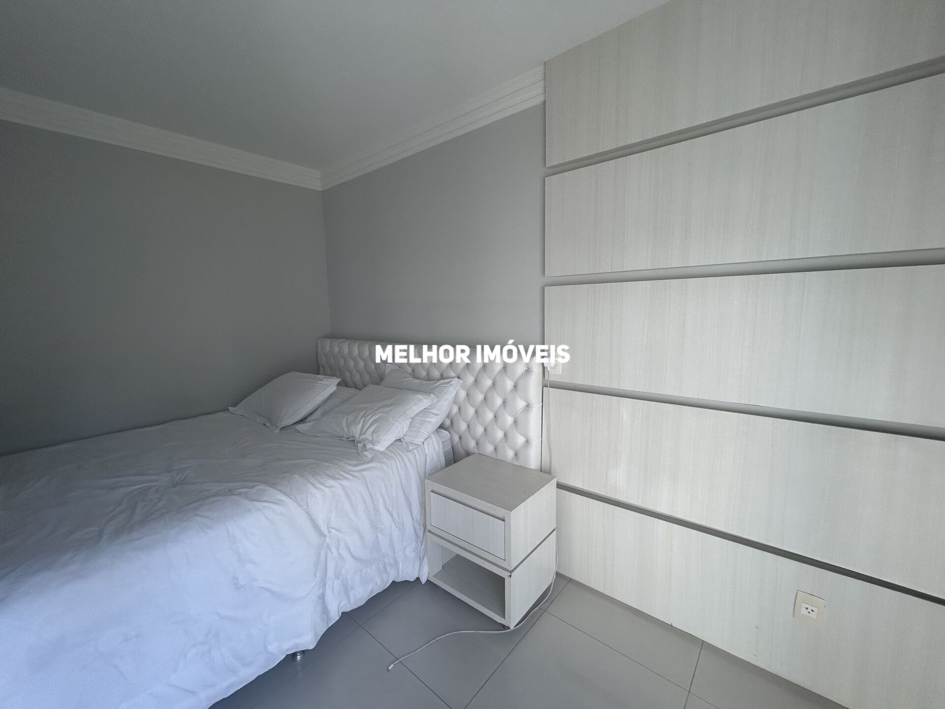 Apartamento para alugar com 4 quartos, 242m² - Foto 17