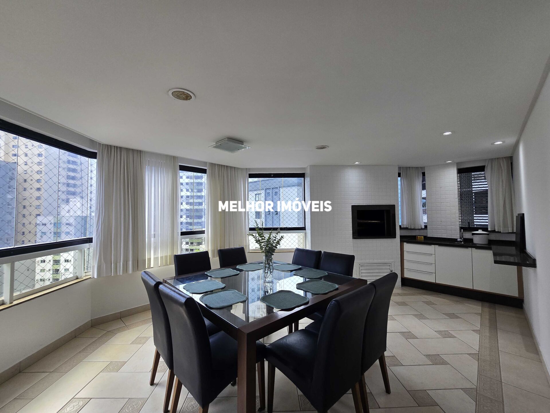 Apartamento, 3 quartos, 110 m² - Foto 1