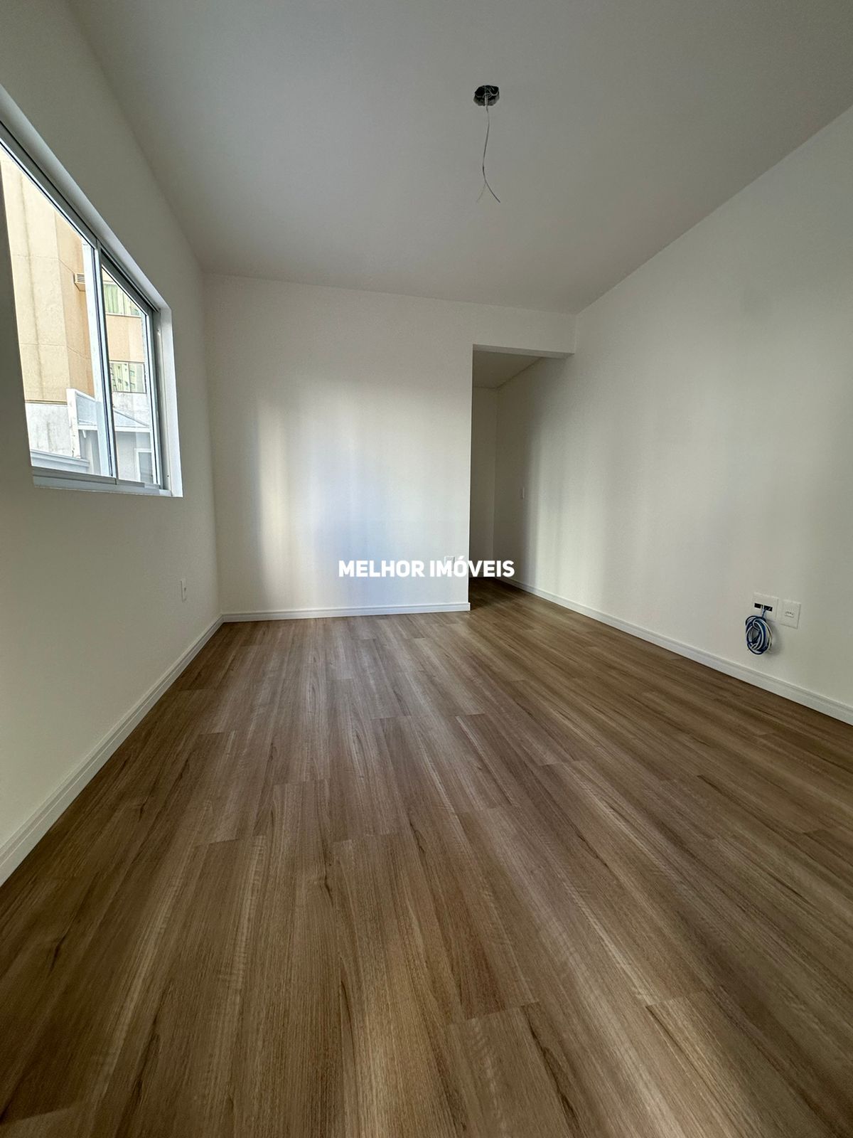 Apartamento à venda com 4 quartos, 201m² - Foto 5