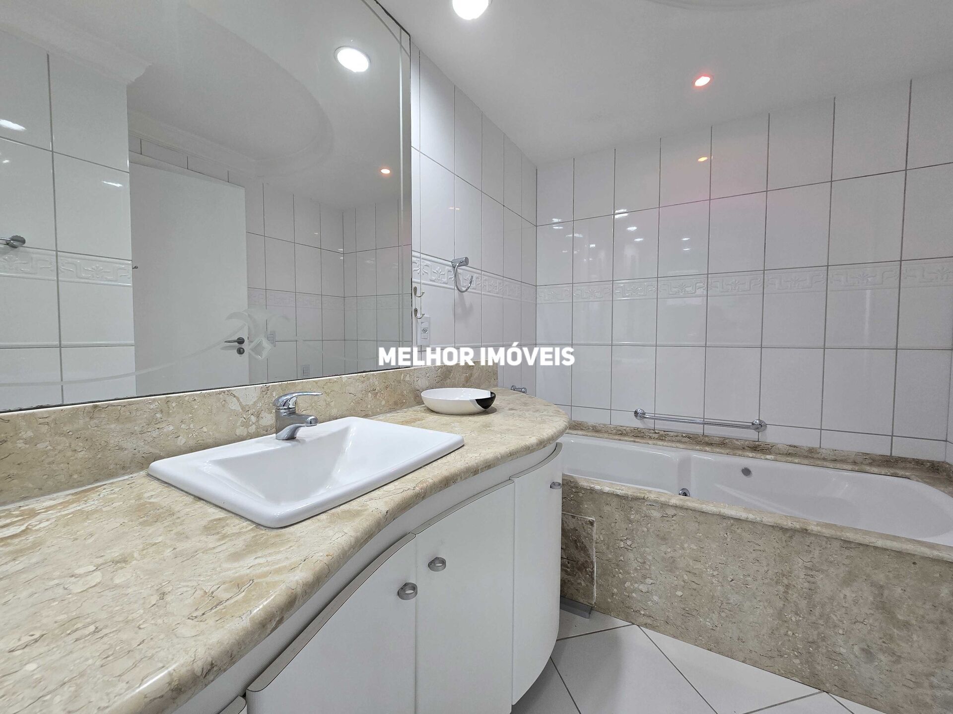 Apartamento para alugar com 2 quartos, 180m² - Foto 36