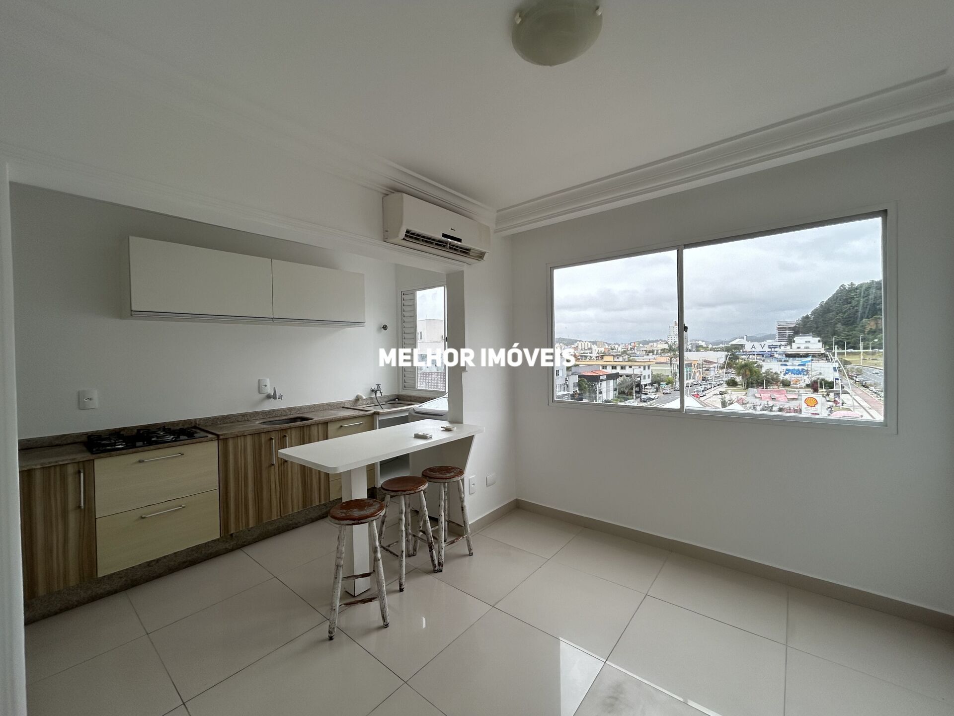 Apartamento à venda com 1 quarto, 47m² - Foto 1