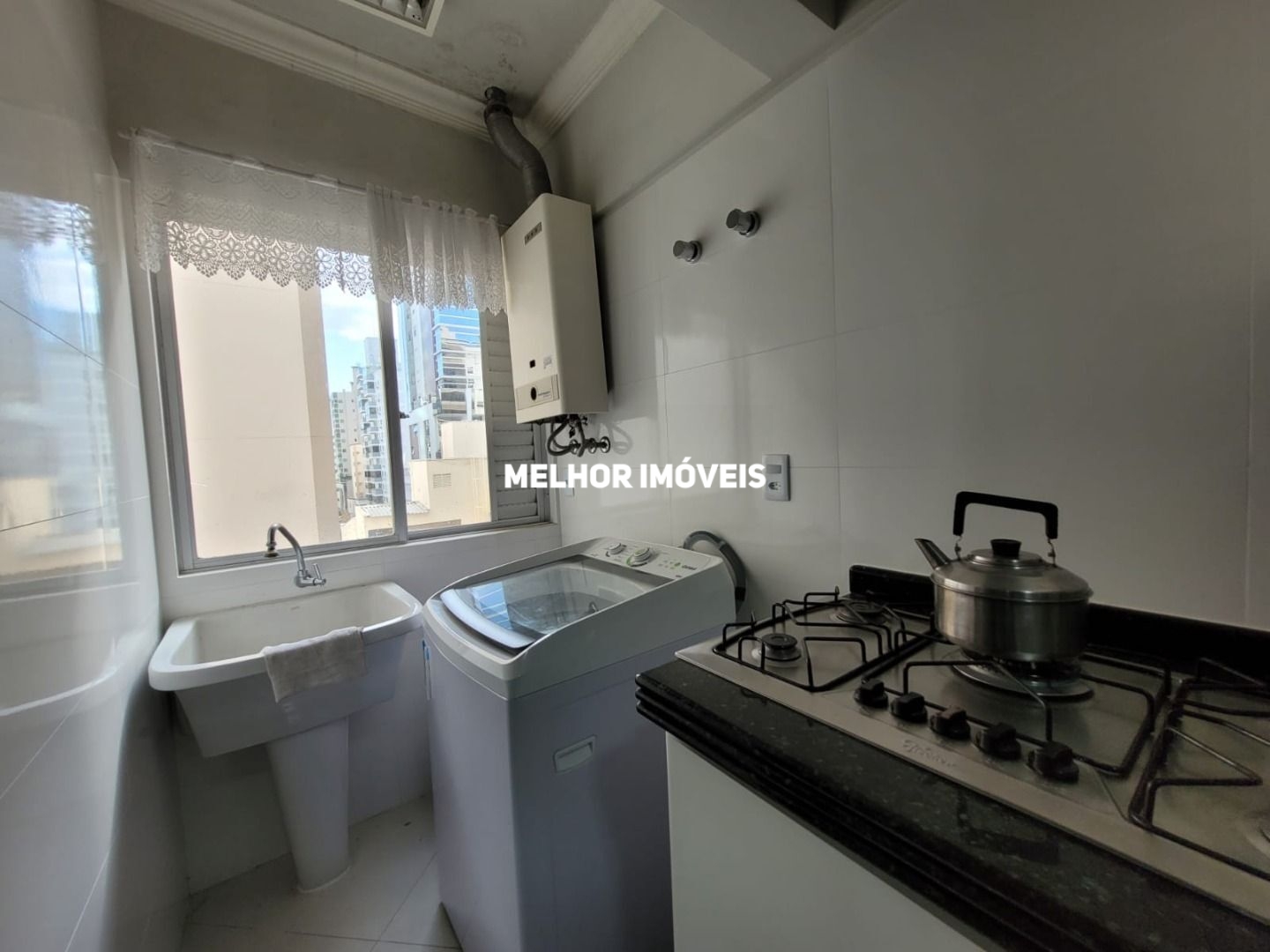 Apartamento à venda com 3 quartos, 133m² - Foto 13