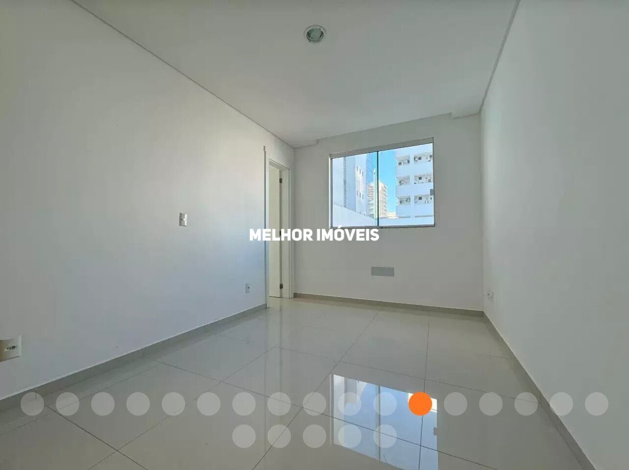 Apartamento para alugar com 3 quartos, 140m² - Foto 17