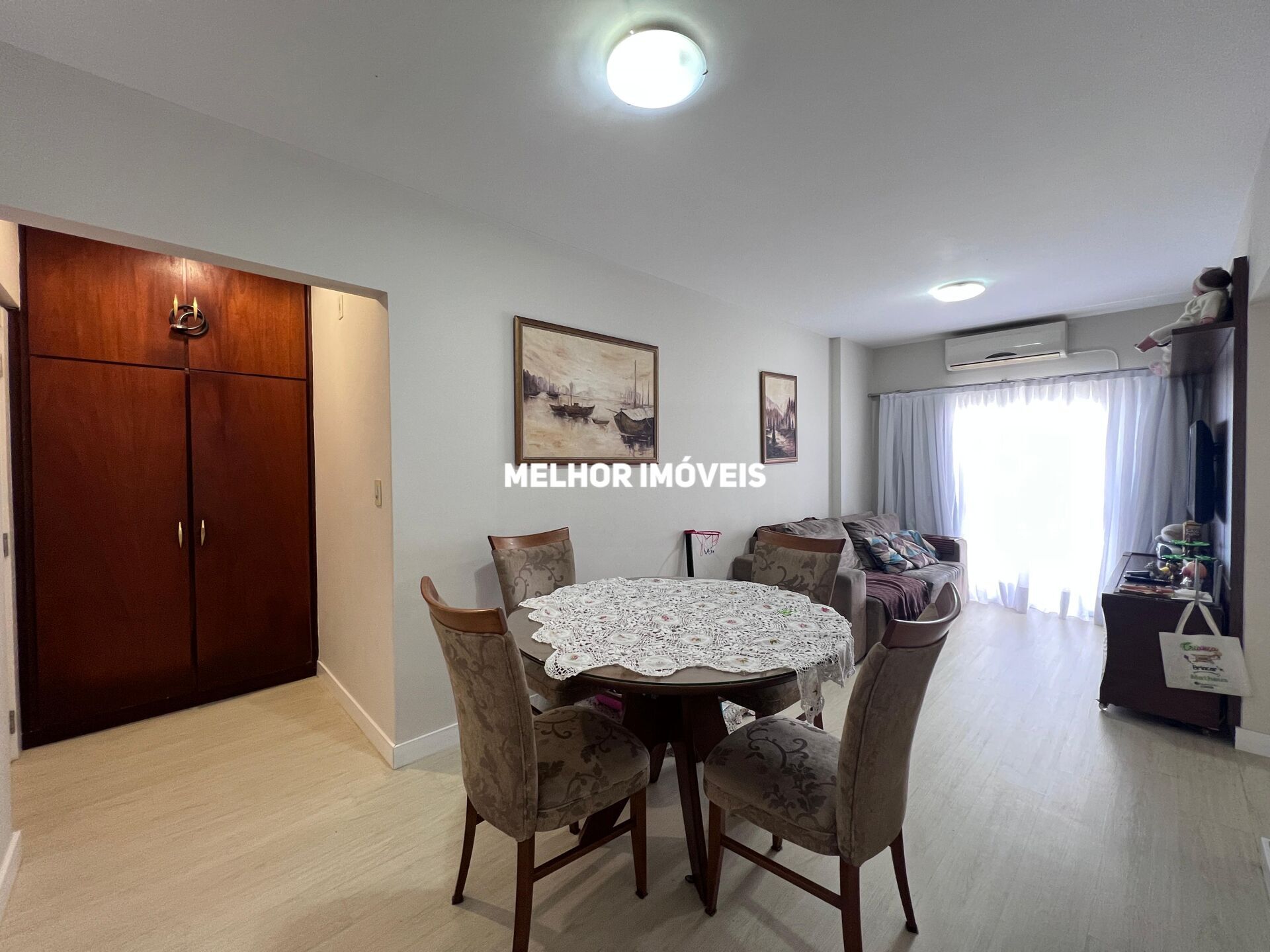 Apartamento à venda com 2 quartos, 81m² - Foto 3