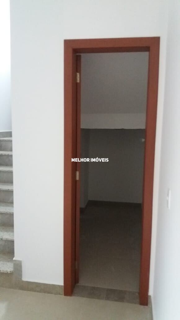 Sobrado à venda com 3 quartos, 200m² - Foto 6