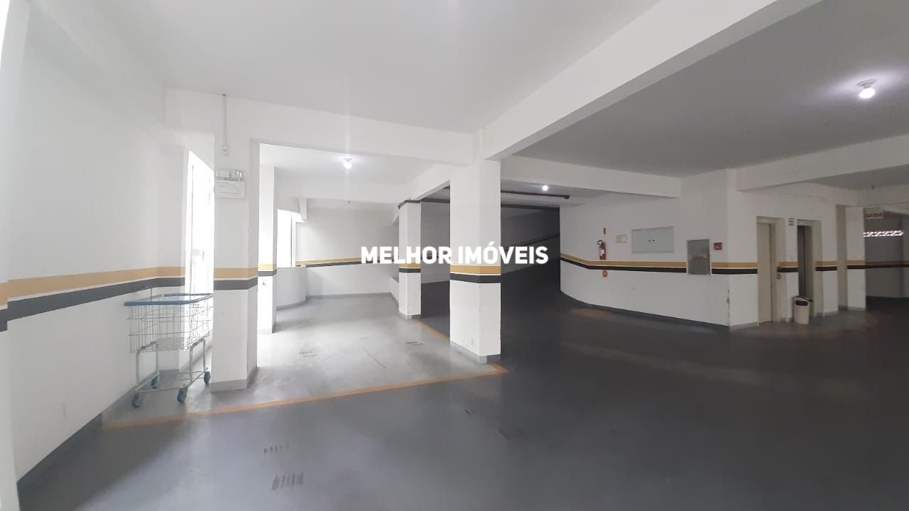 Apartamento à venda com 3 quartos, 131m² - Foto 17