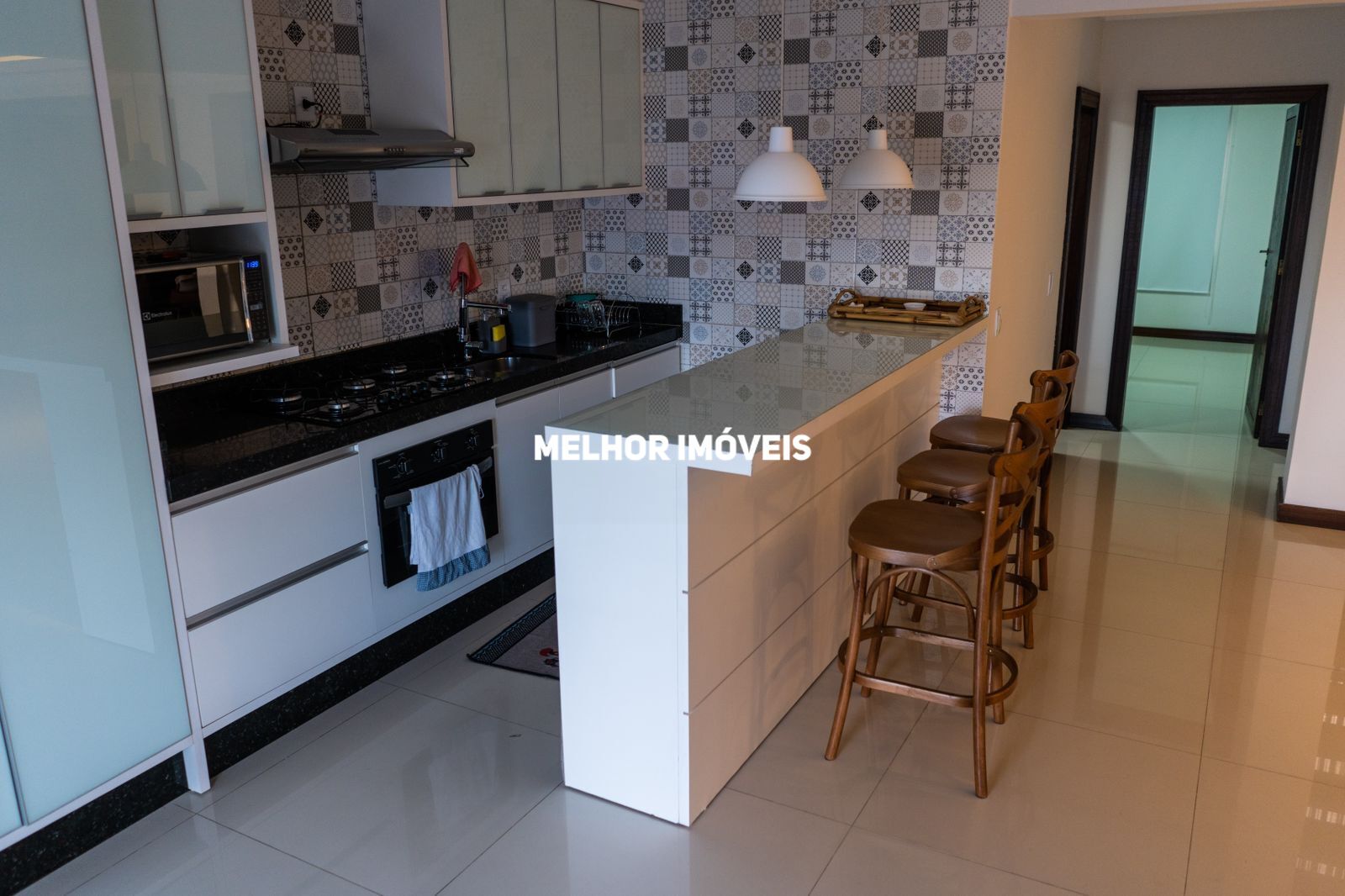 Casa à venda com 4 quartos, 373m² - Foto 14