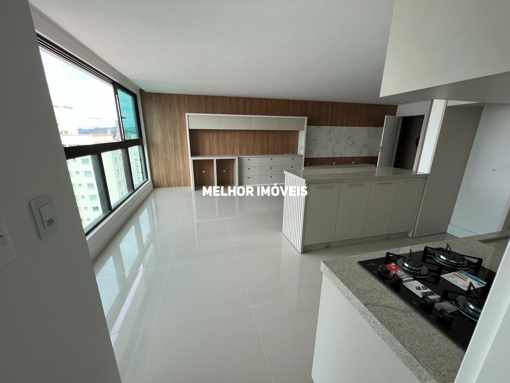 Apartamento à venda com 3 quartos, 116m² - Foto 3