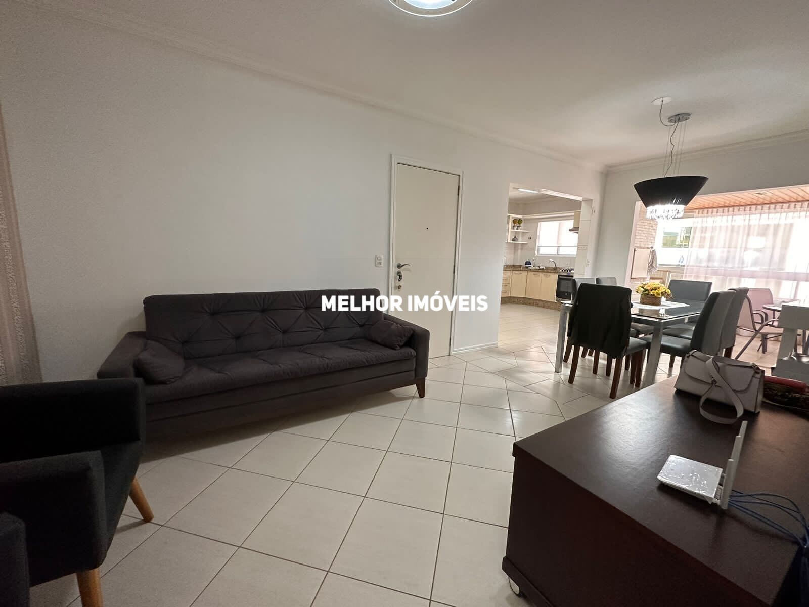 Apartamento para alugar com 3 quartos, 97m² - Foto 15