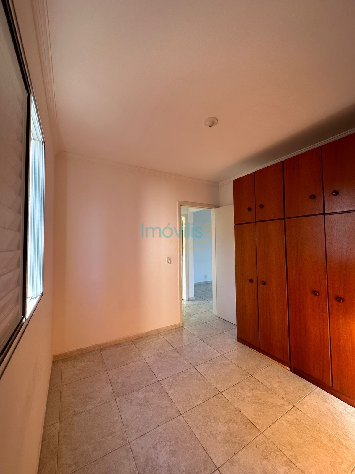 Apartamento para alugar com 2 quartos, 70m² - Foto 8