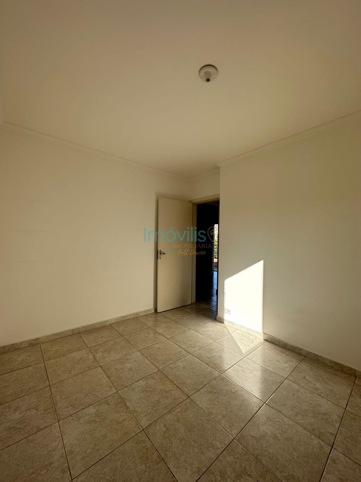 Apartamento para alugar com 2 quartos, 70m² - Foto 9