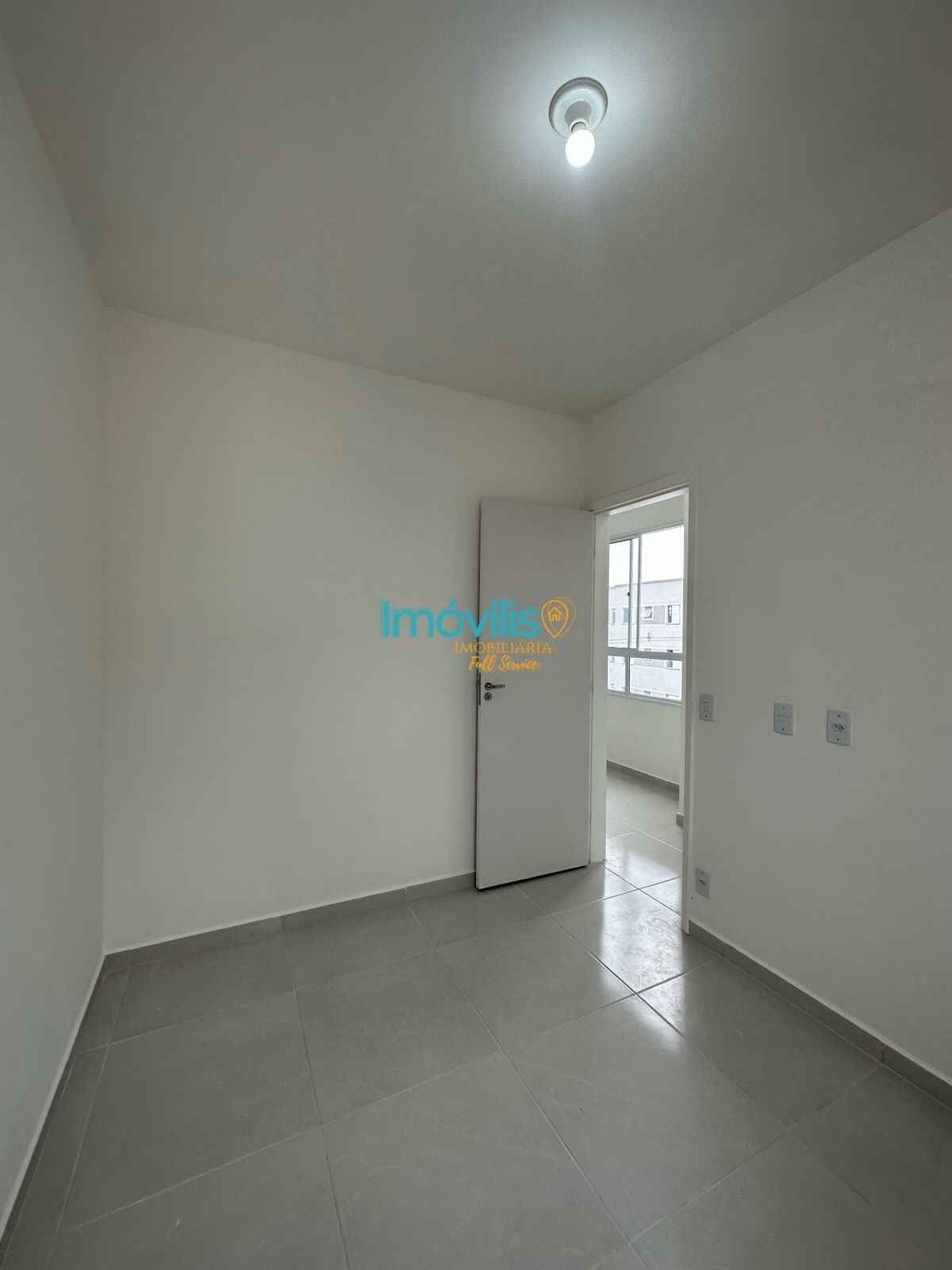 Apartamento à venda com 2 quartos, 42m² - Foto 13