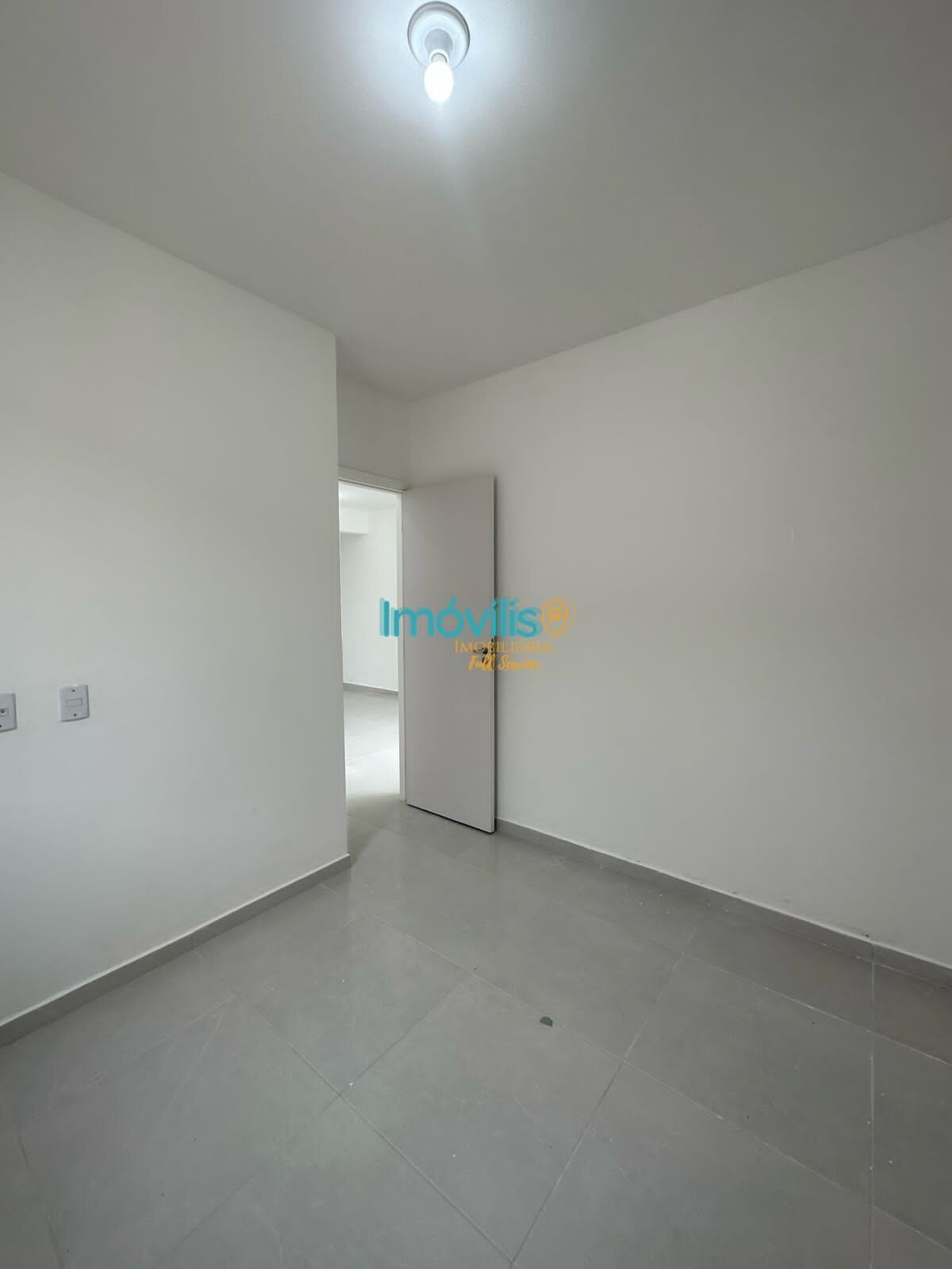 Apartamento à venda com 2 quartos, 42m² - Foto 11