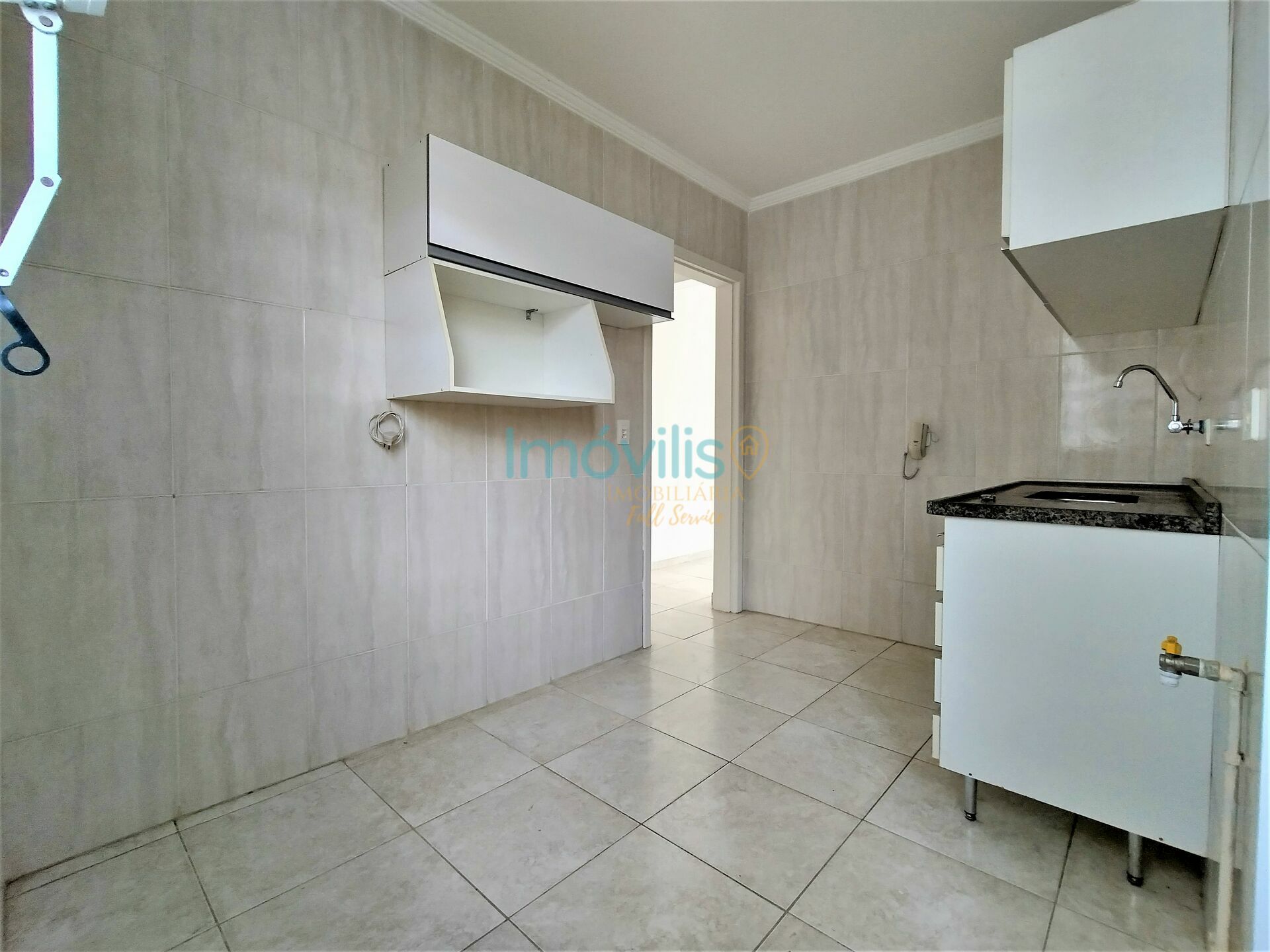 Apartamento à venda com 2 quartos, 70m² - Foto 4