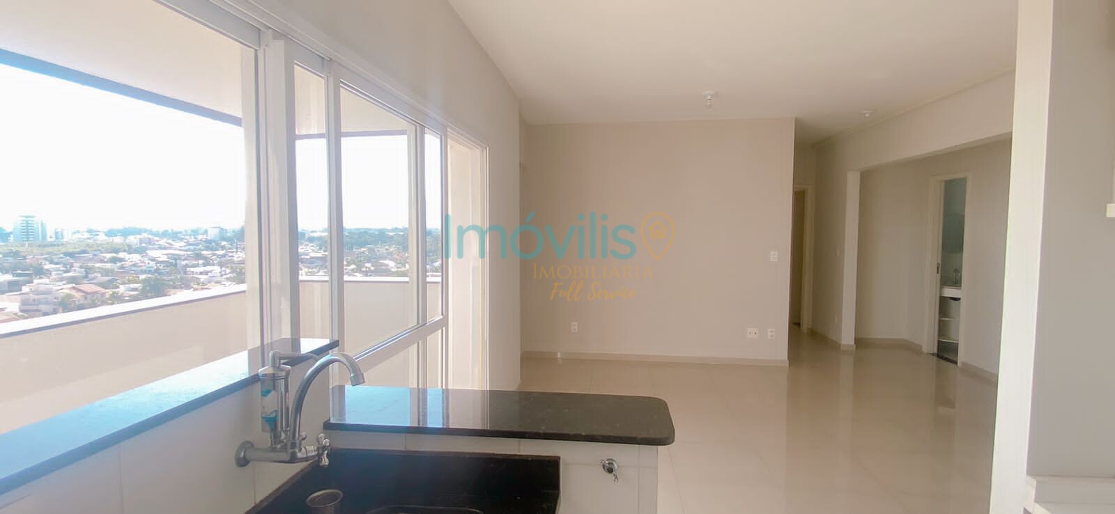 Apartamento para alugar com 2 quartos, 72m² - Foto 2