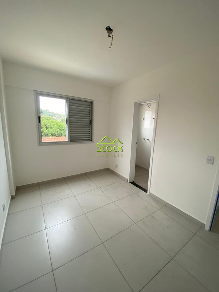 Apartamento à venda com 3 quartos, 83m² - Foto 19