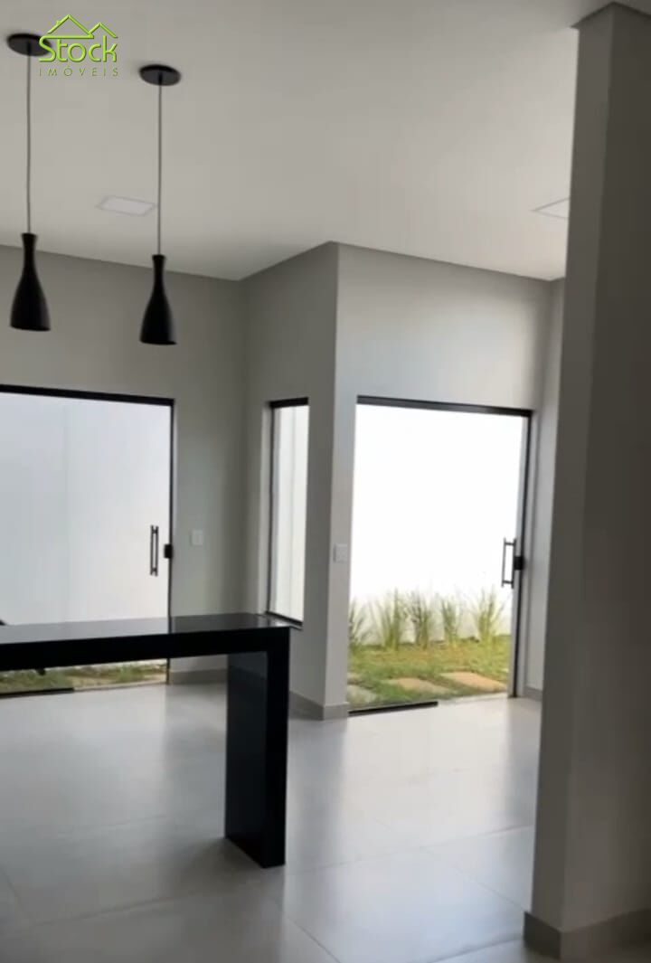 Casa à venda com 2 quartos, 190m² - Foto 8