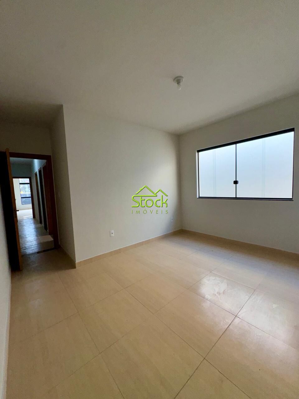 Casa à venda com 3 quartos, 180m² - Foto 3