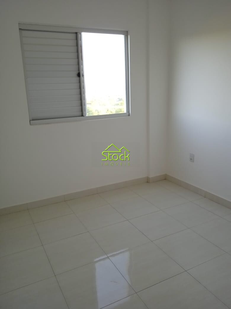 Apartamento à venda com 2 quartos, 64m² - Foto 15