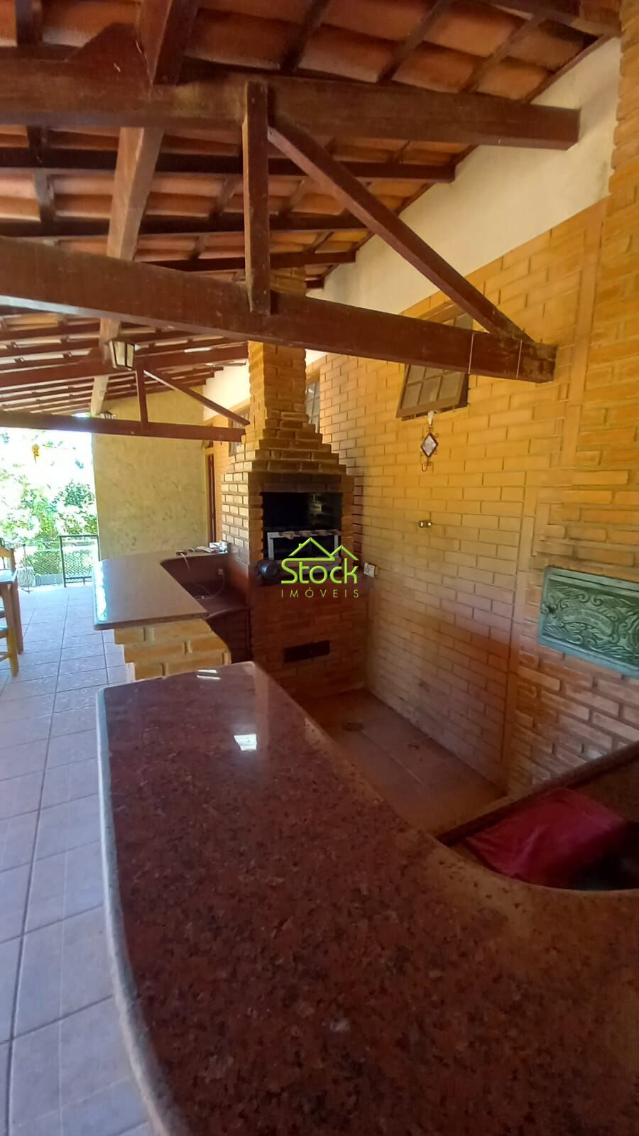 Casa à venda com 3 quartos, 1000m² - Foto 3