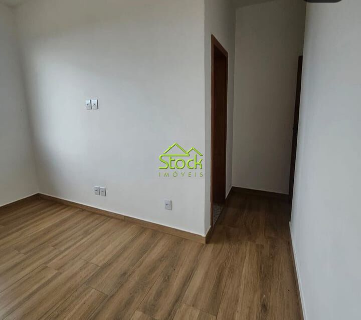 Casa à venda com 3 quartos, 180m² - Foto 12