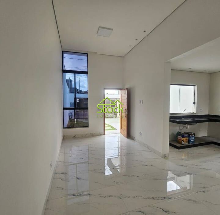 Casa à venda com 3 quartos, 180m² - Foto 9