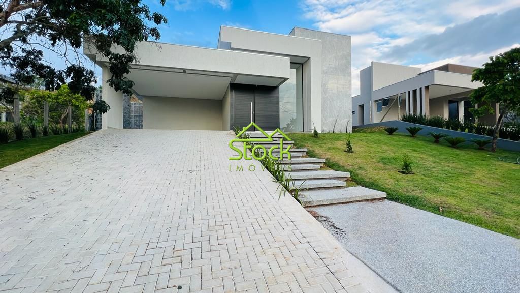 Casa de Condomínio à venda com 4 quartos, 1000m² - Foto 1