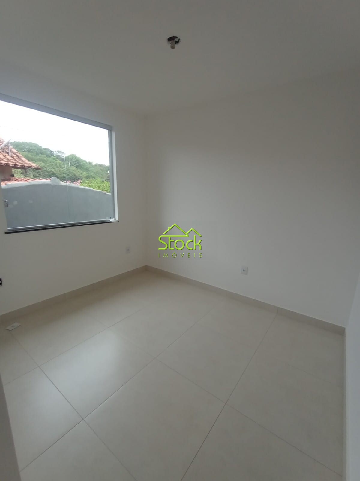 Casa à venda com 3 quartos, 360m² - Foto 3