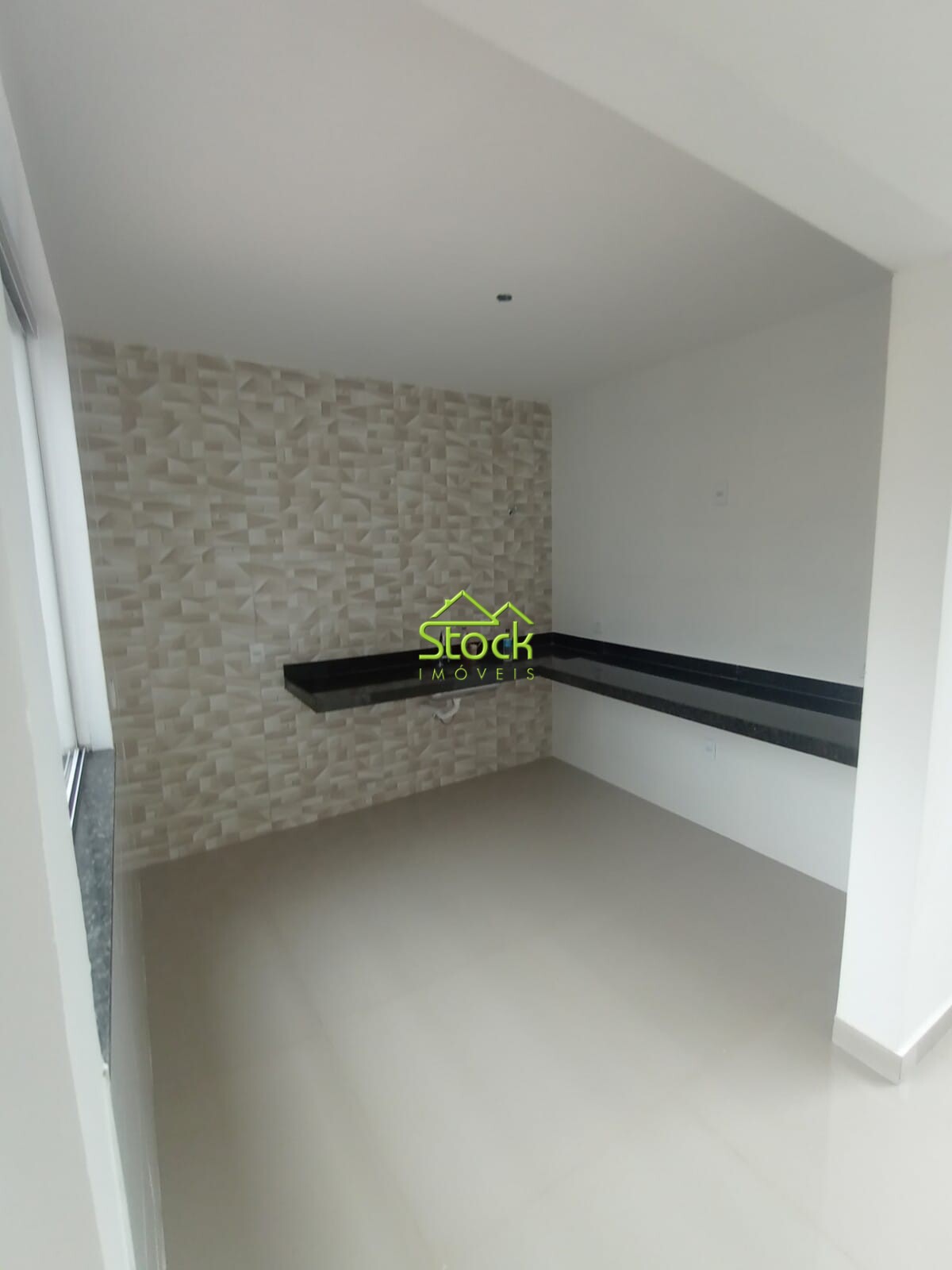 Casa à venda com 3 quartos, 360m² - Foto 4