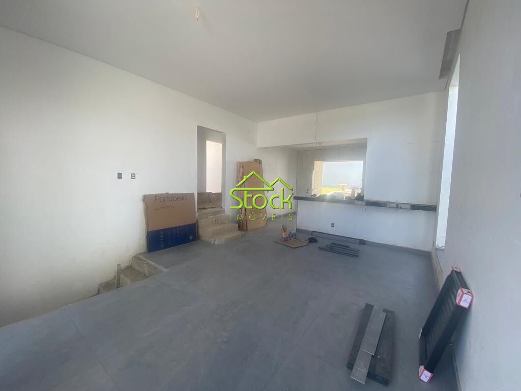 Casa à venda com 3 quartos, 388m² - Foto 16