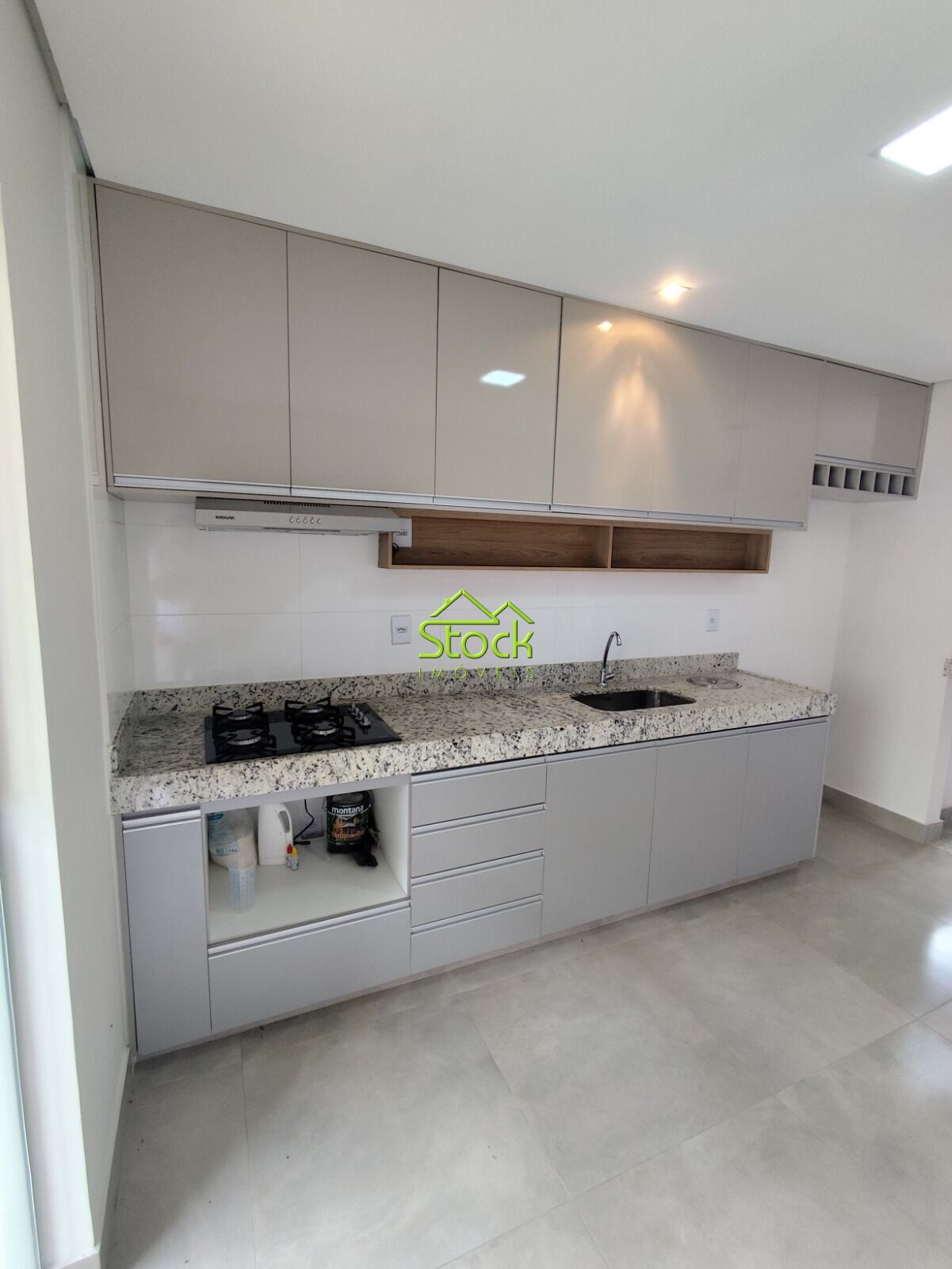 Casa à venda com 3 quartos, 255m² - Foto 6