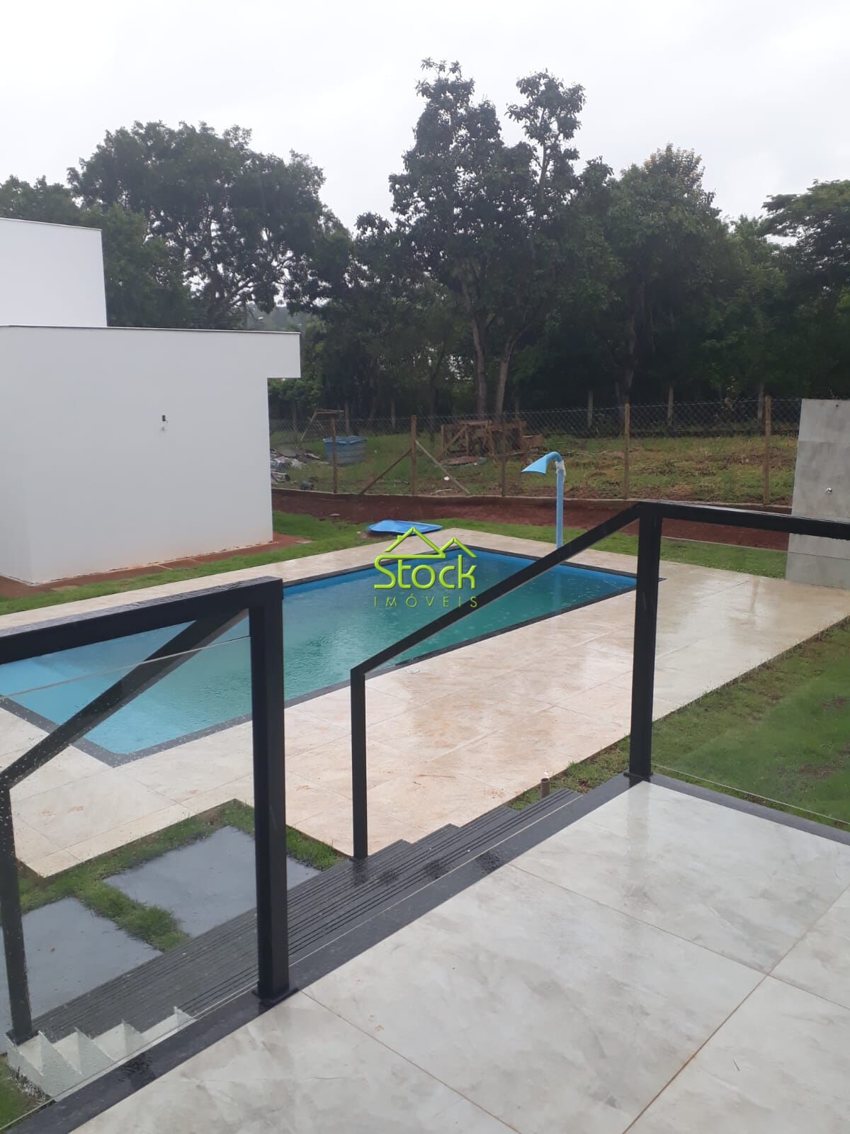 Casa de Condomínio à venda com 3 quartos, 1000m² - Foto 1