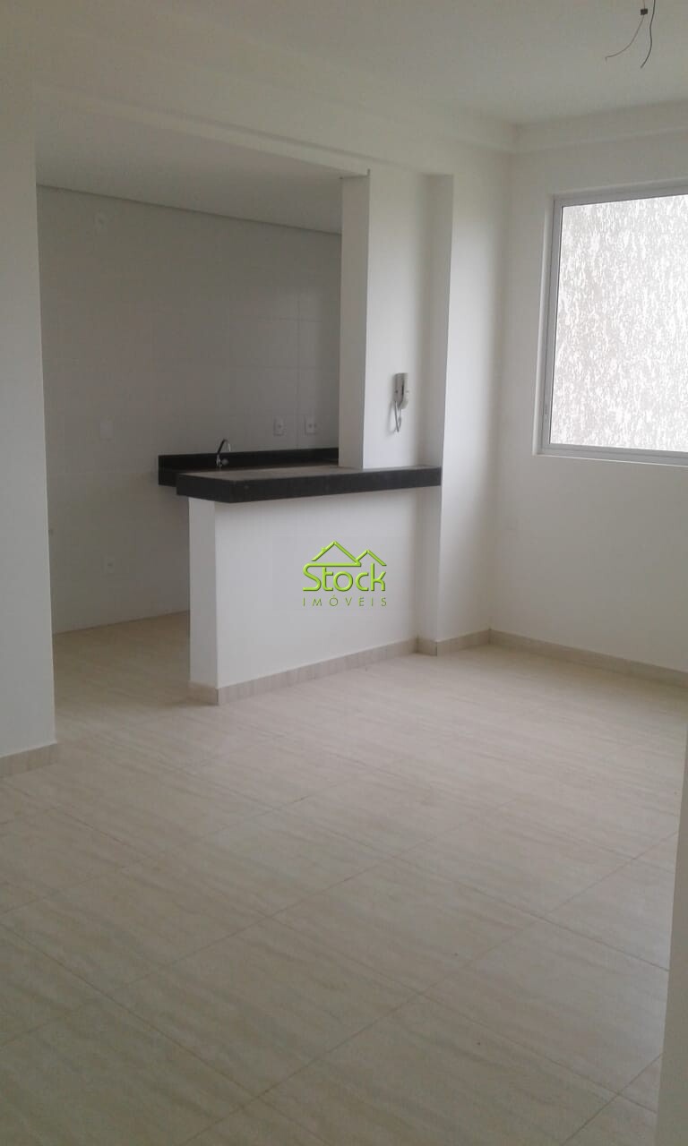 Apartamento à venda com 3 quartos, 80m² - Foto 3