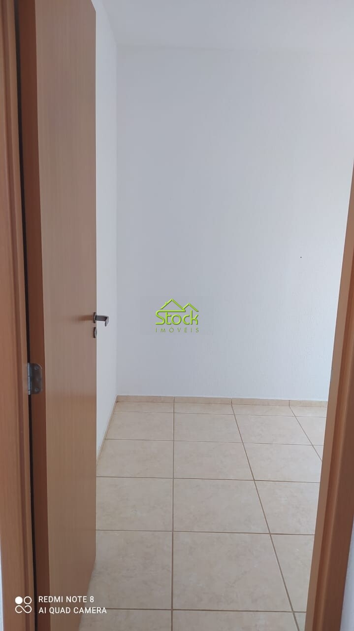 Apartamento à venda com 2 quartos, 42m² - Foto 3