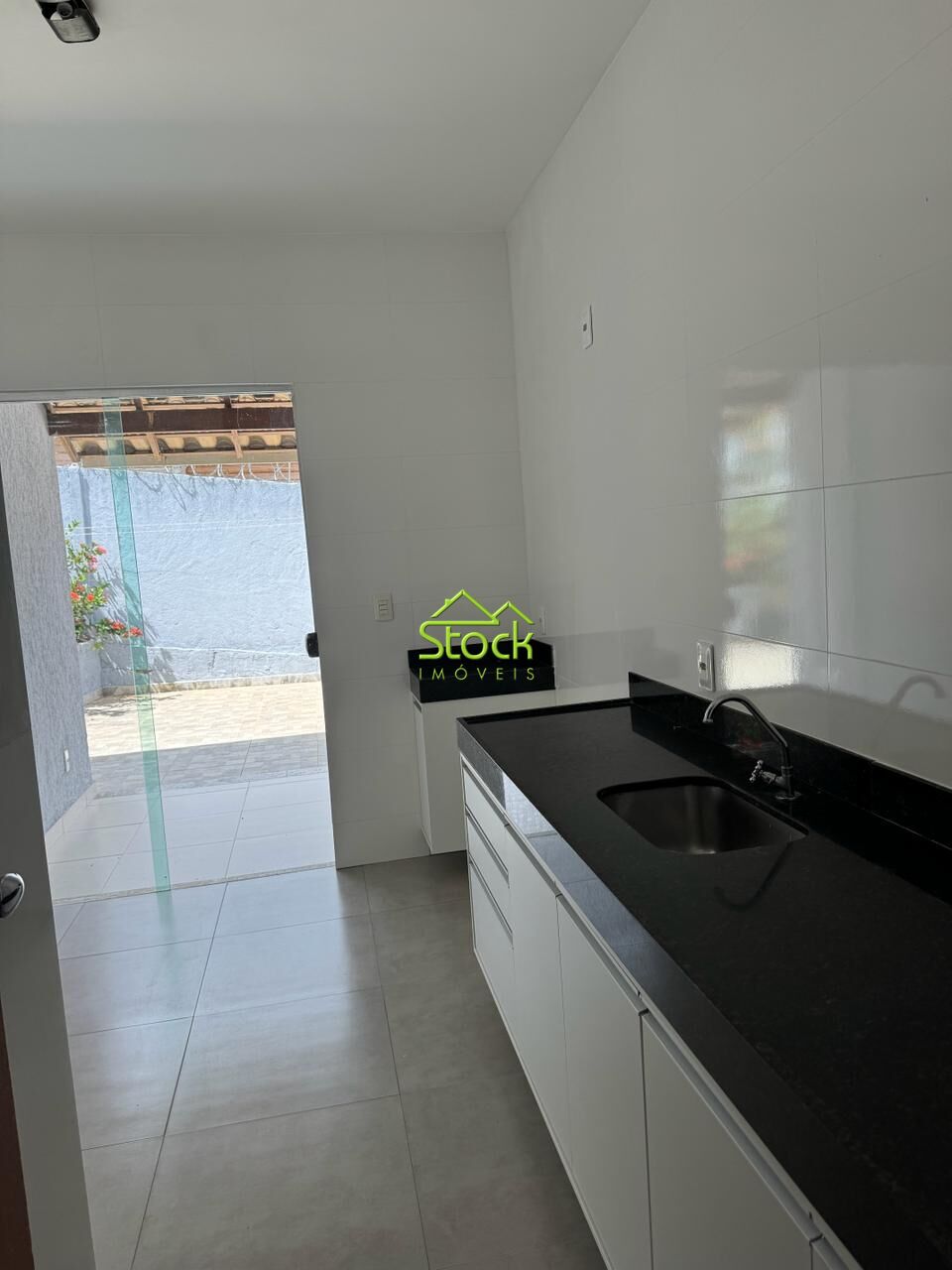 Casa à venda com 2 quartos, 182m² - Foto 4