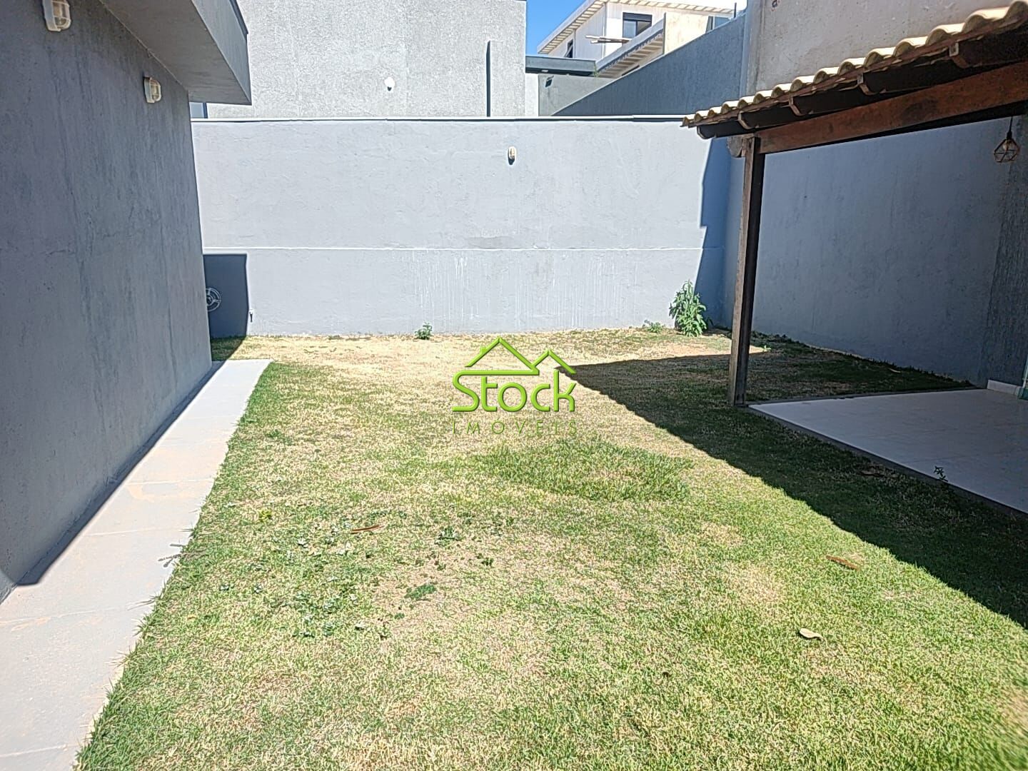 Casa de Condomínio à venda com 3 quartos, 360m² - Foto 22