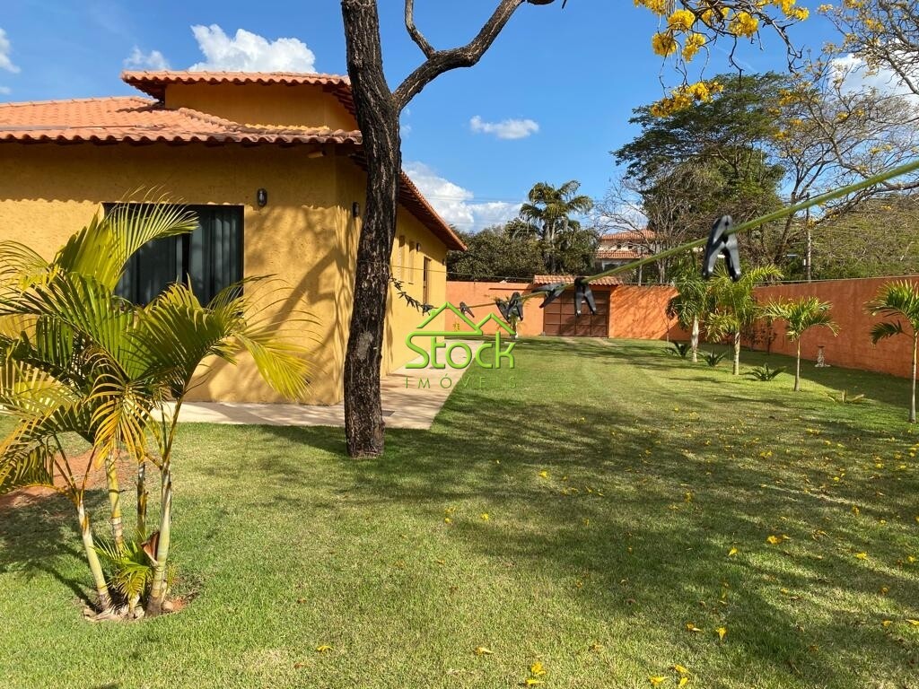 Casa à venda com 4 quartos, 1300m² - Foto 23