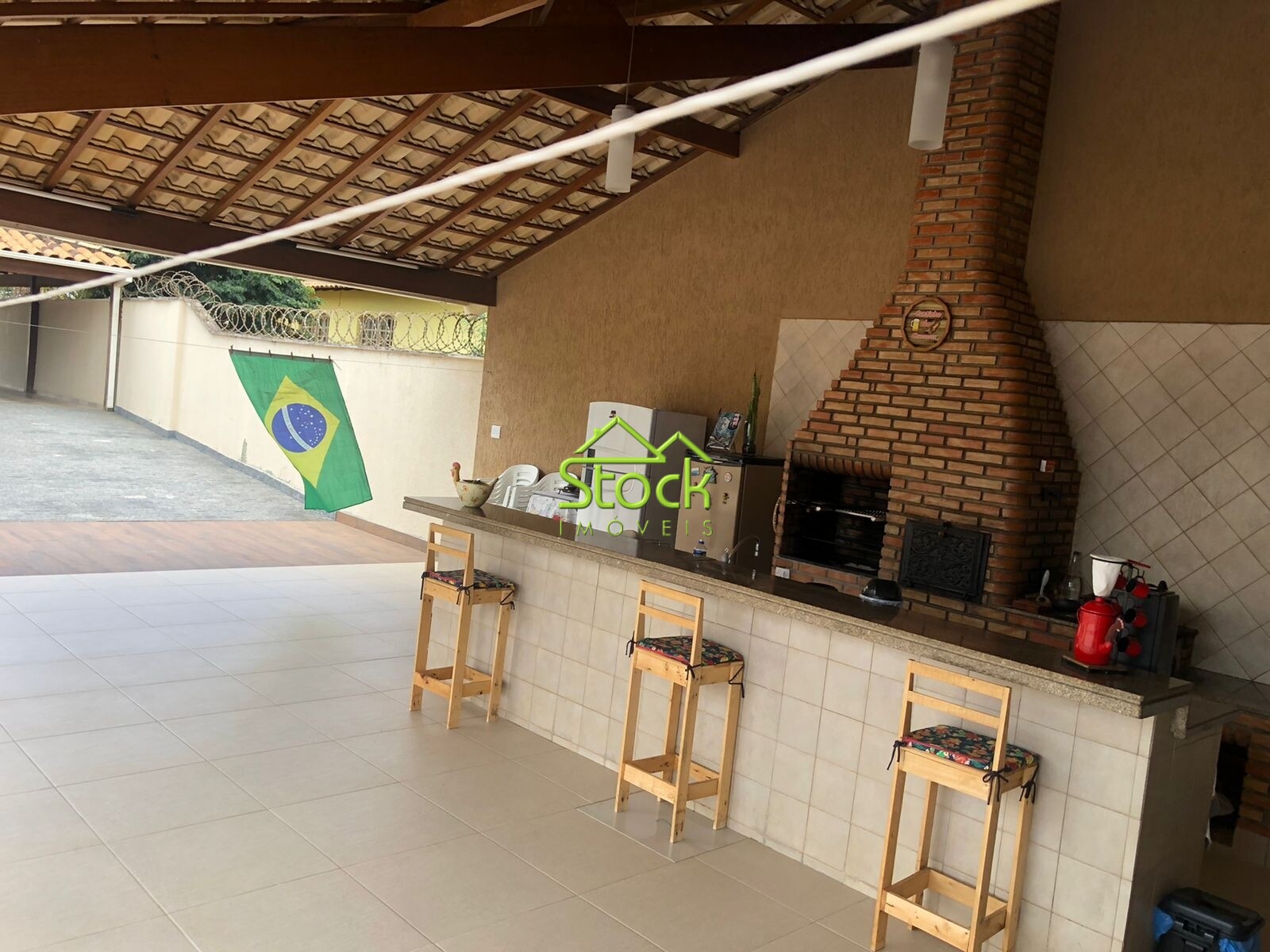 Casa à venda com 3 quartos, 1000m² - Foto 17