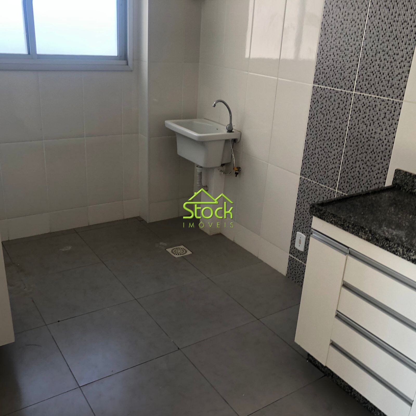 Apartamento à venda com 2 quartos, 57m² - Foto 16