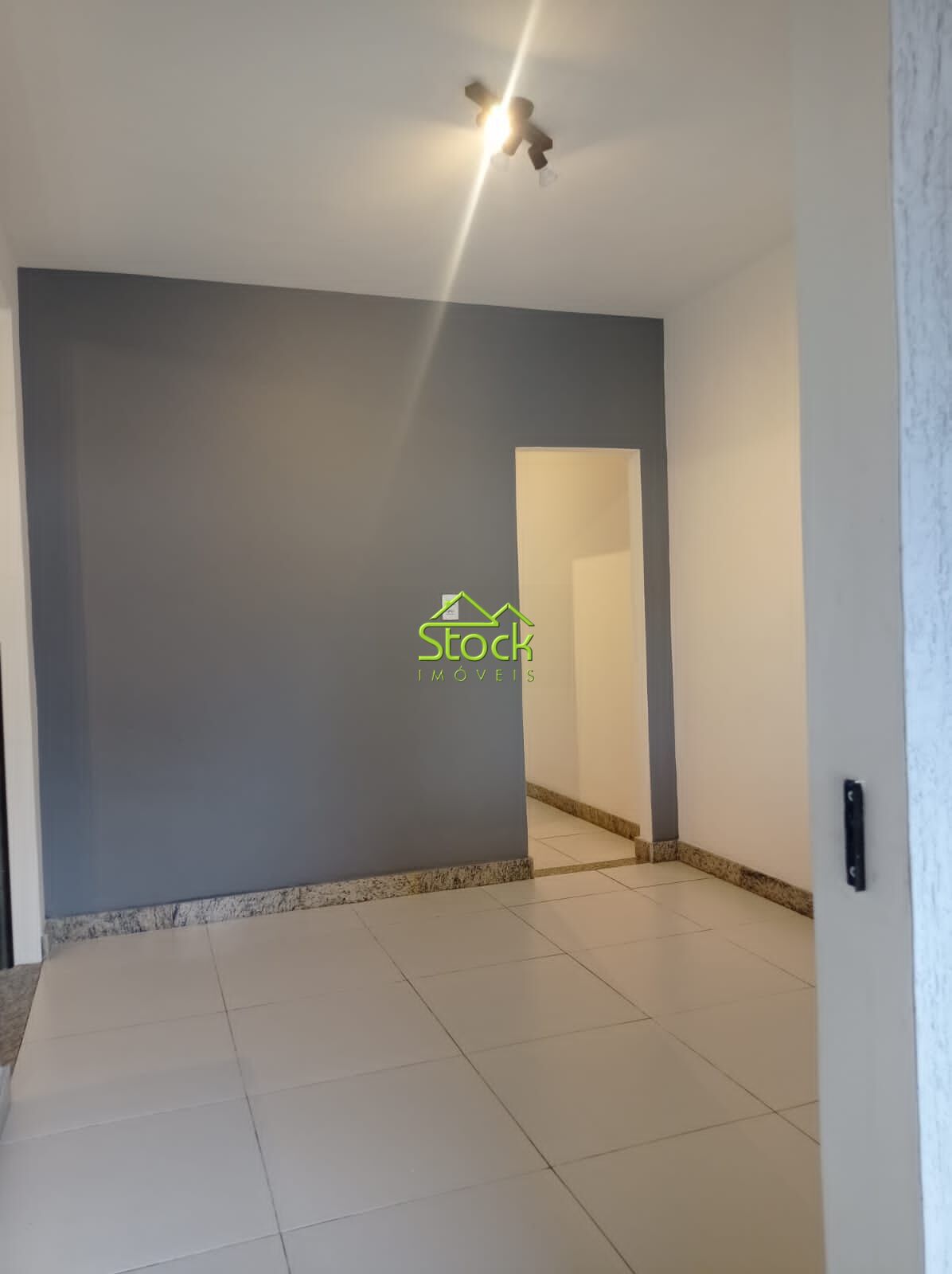 Casa à venda com 2 quartos, 190m² - Foto 8