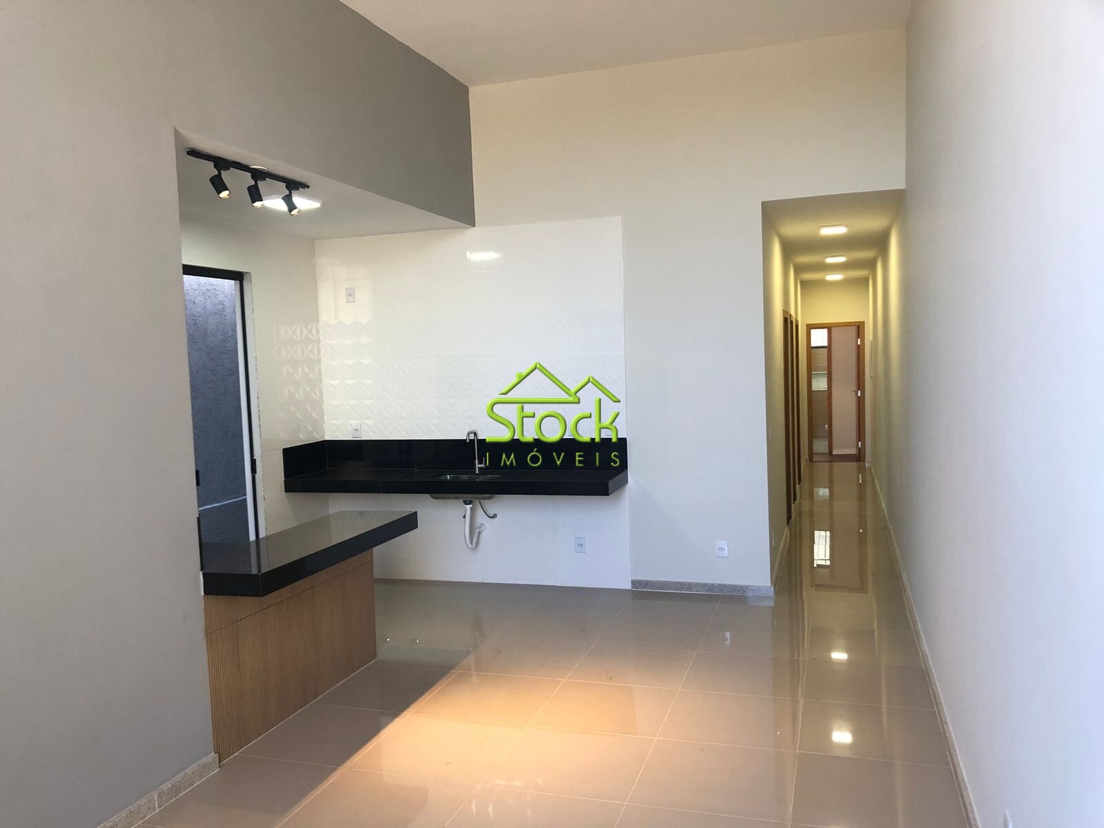 Casa à venda com 3 quartos, 192m² - Foto 9