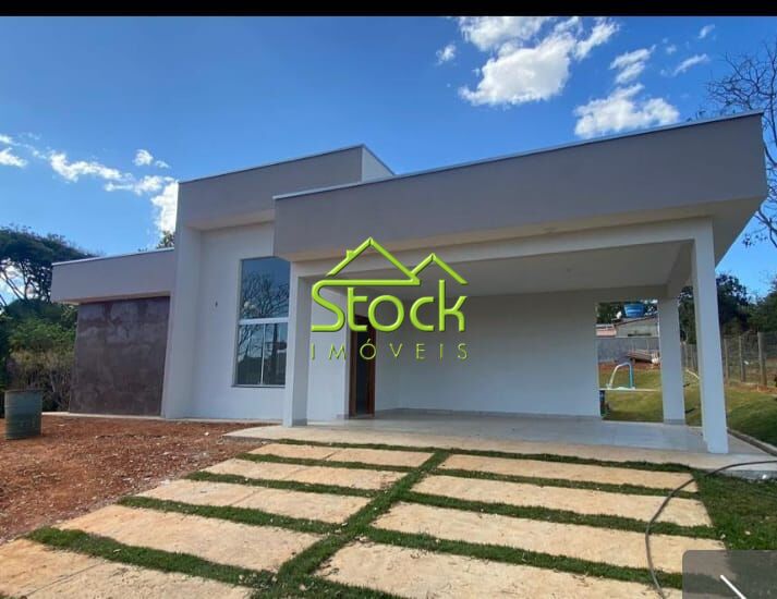 Casa de Condomínio à venda com 3 quartos, 1000m² - Foto 1