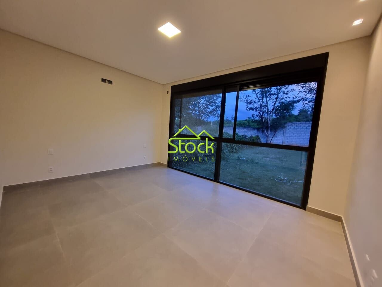 Casa de Condomínio à venda com 4 quartos, 1000m² - Foto 25