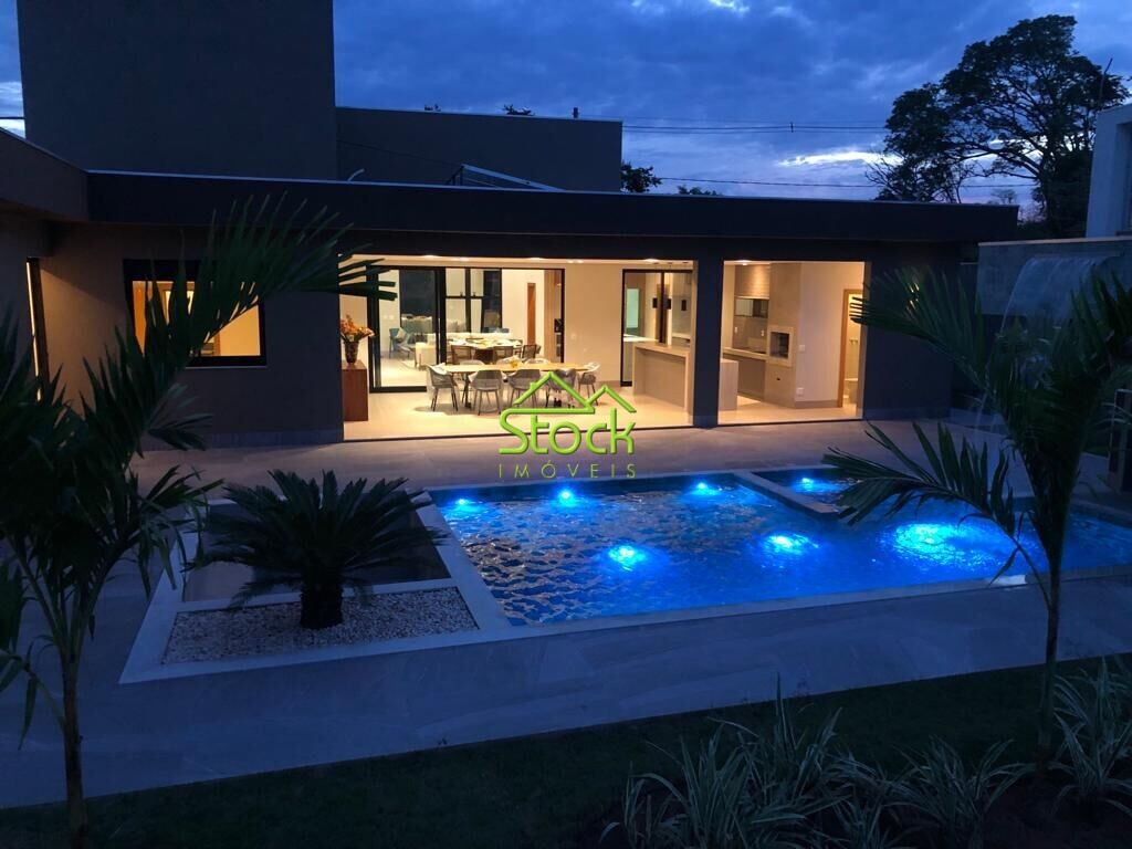 Casa de Condomínio à venda com 4 quartos, 1000m² - Foto 3