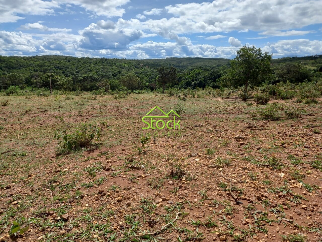 Chácara à venda com 2 quartos, 880000m² - Foto 16