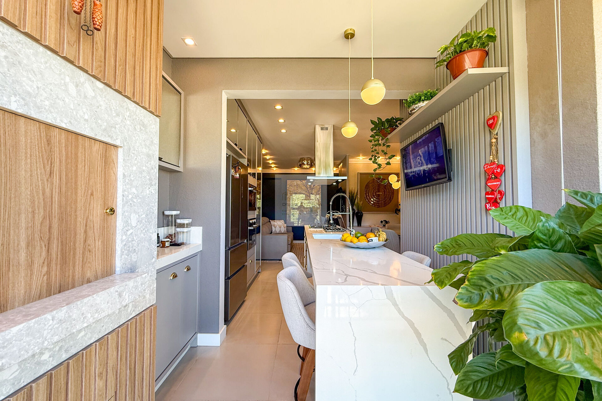 Apartamento finamente mobiliado em Itapema a poucos metros da praia! — foto 7