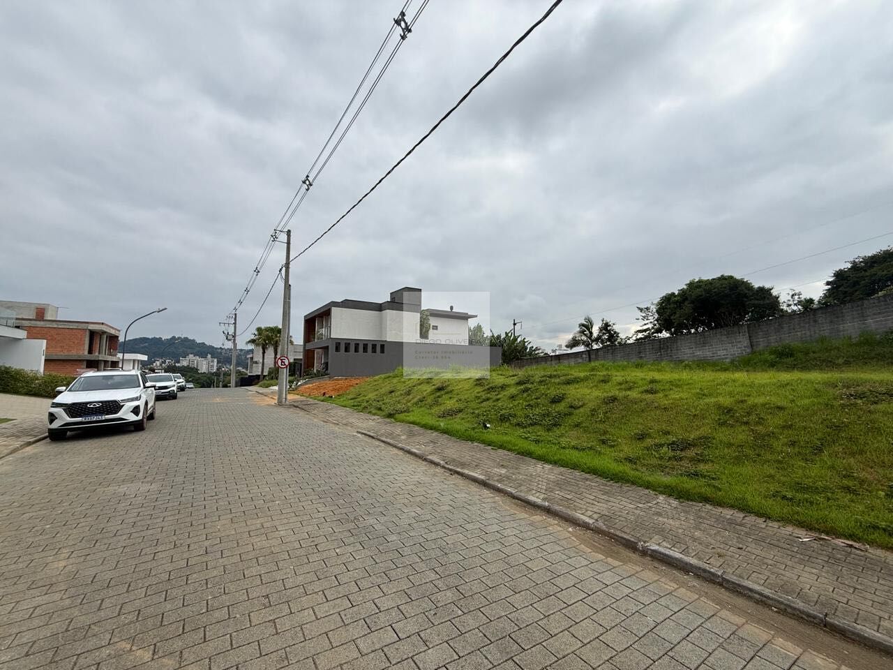 Terrenos com 296,72m em condomínio fechado a poucos minutos da Vila Germânica! — foto 6