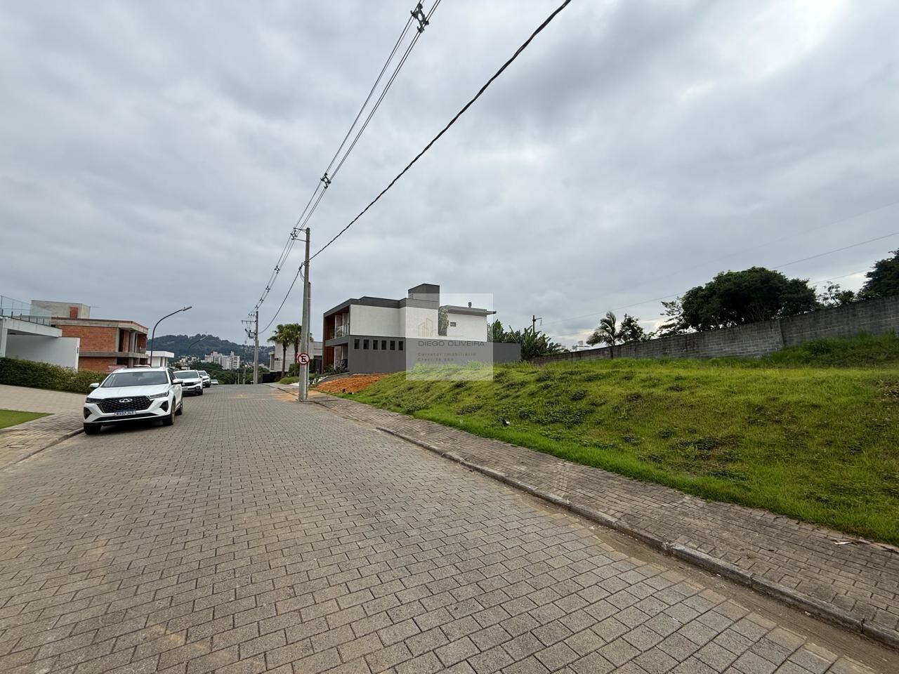 Terrenos com 296,72m em condomínio fechado a poucos minutos da Vila Germânica! — foto 7