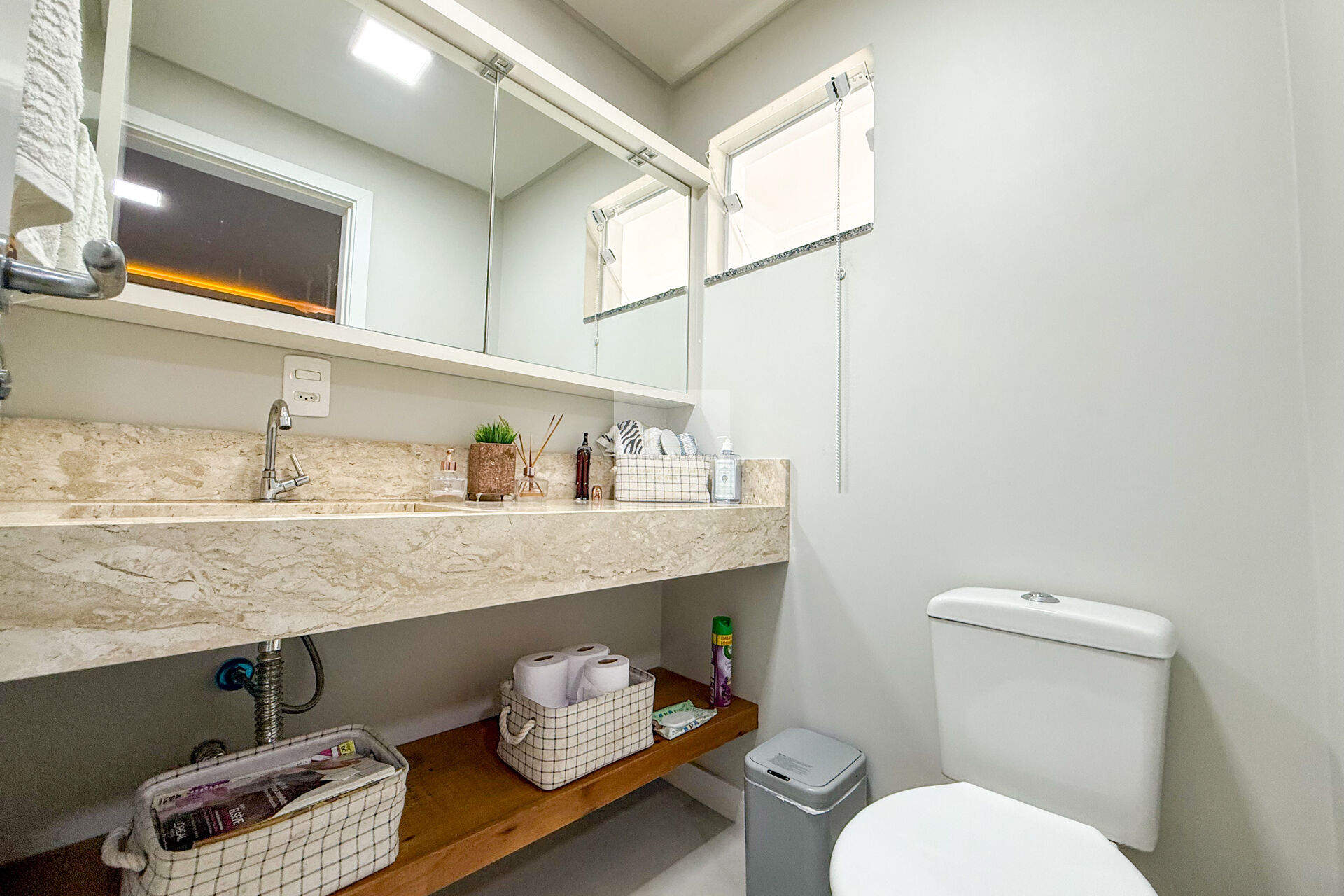 Linda casa mobiliada com piscina no bairro Velha em Blumenau-SC — foto 6