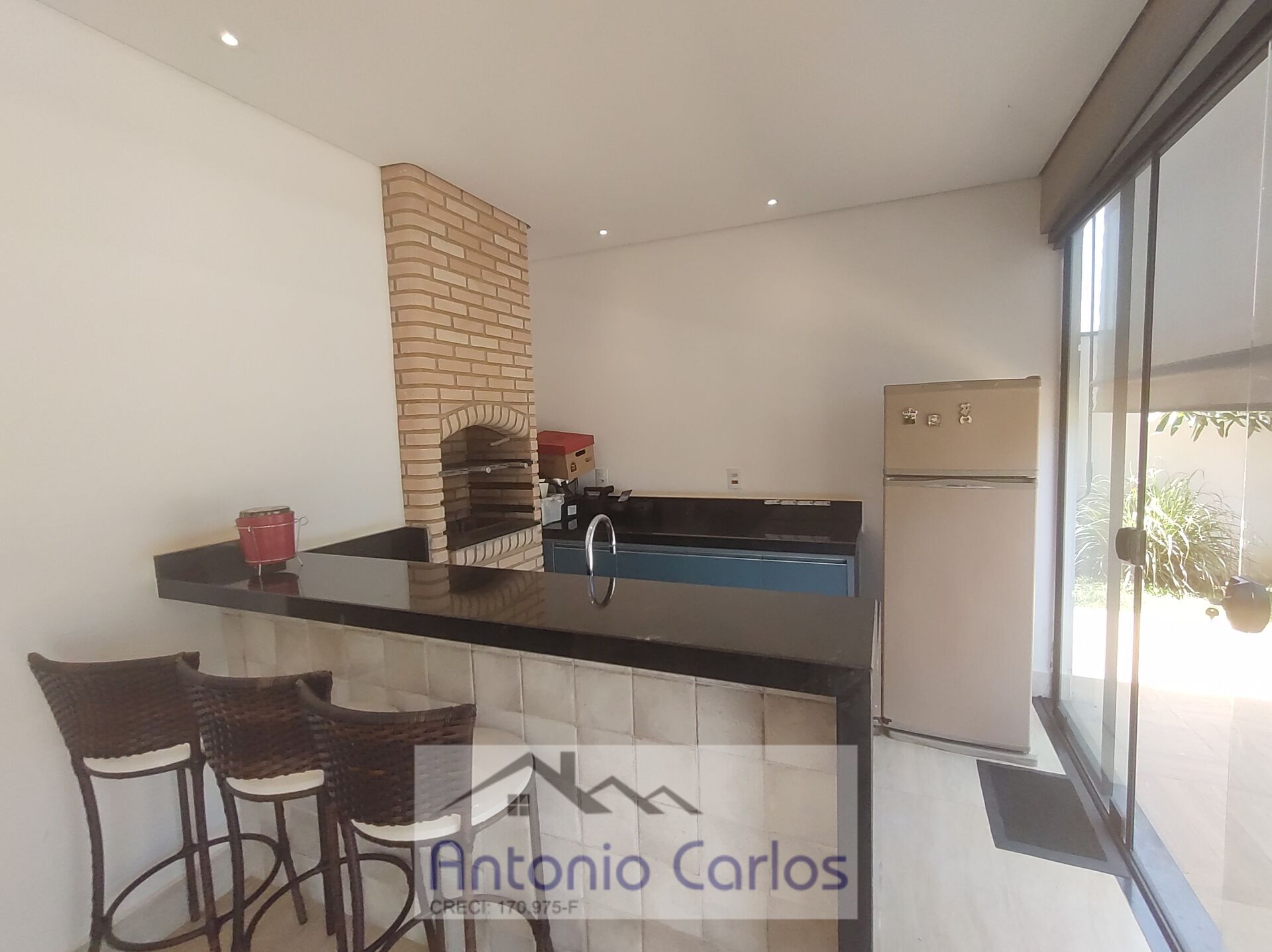 Casa de Condomínio à venda com 4 quartos, 329m² - Foto 31